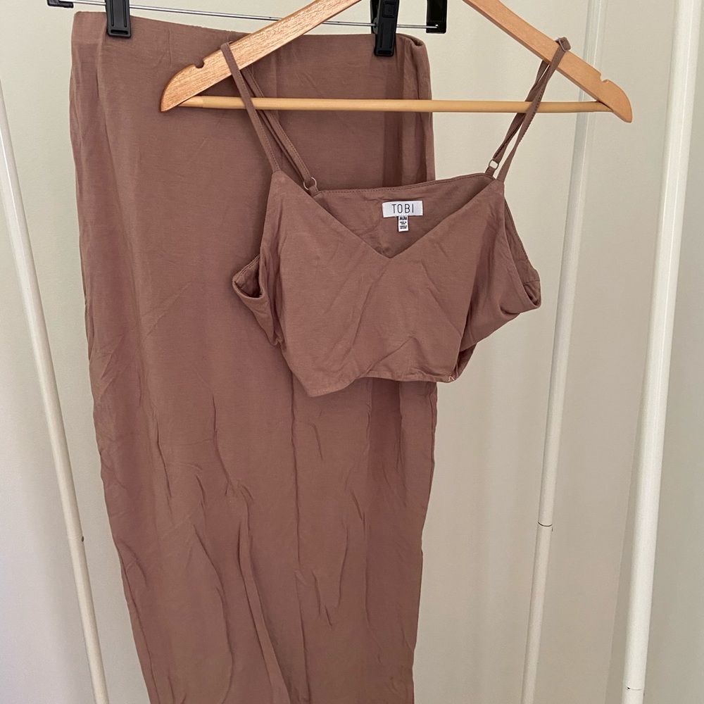 Set - Picture 3 of 4